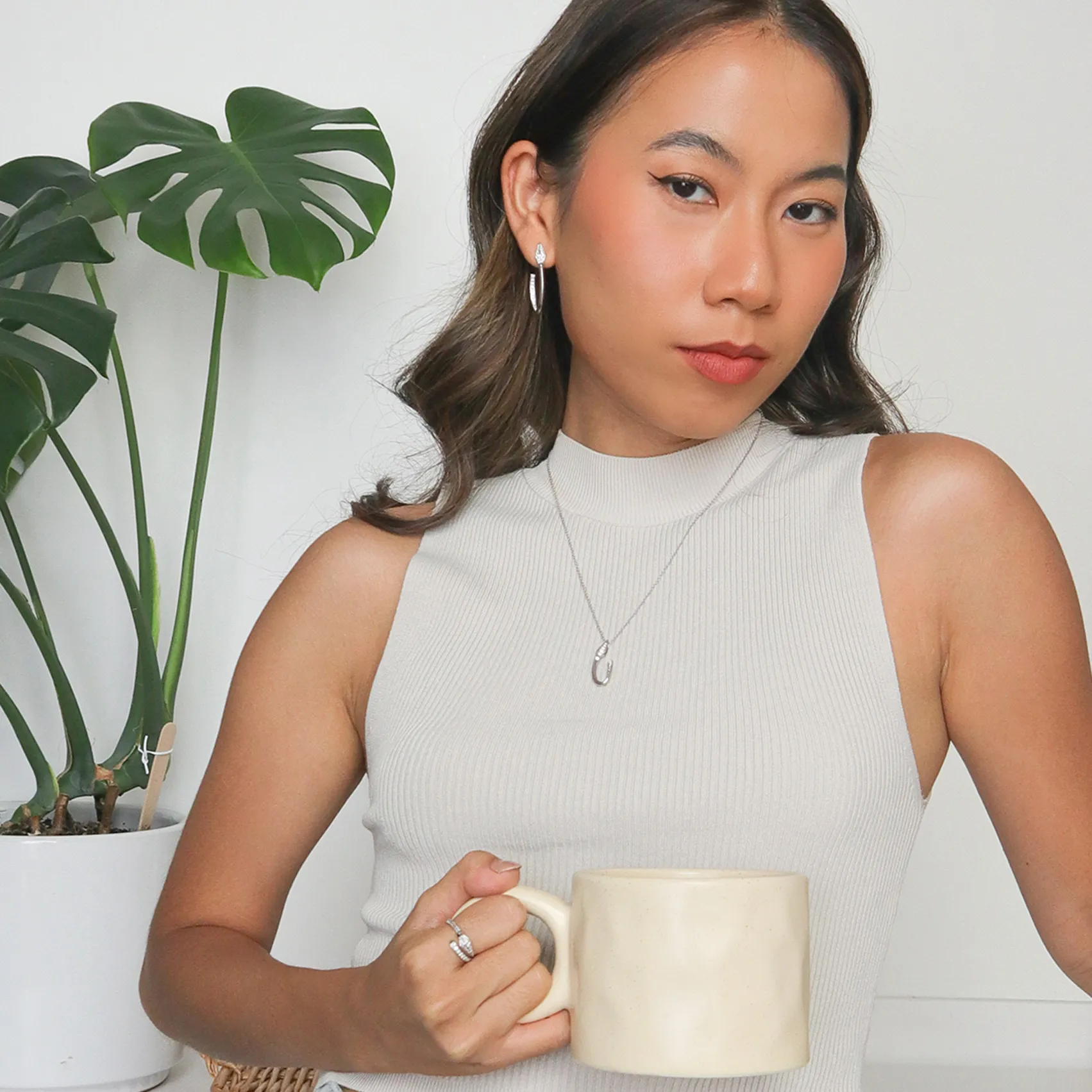 Soleluna Urban Warrior Diamond Necklace Showcasing the Structural Beauty of a Spear and Subtle Sparkle - DeGem Malaysia