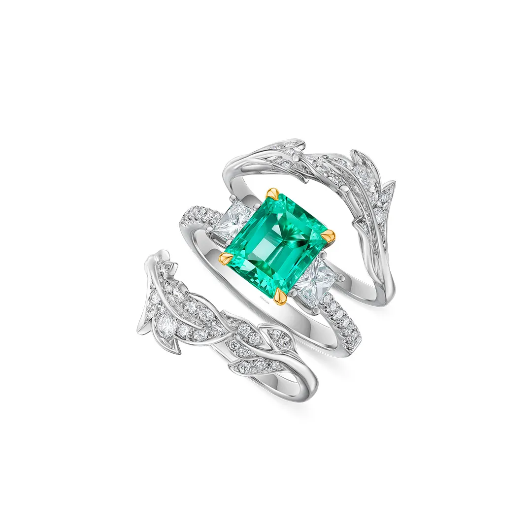 DeGem Morphe Ring with Emerald available in 18K white gold with Morphe ring jackets set with 24pcs round brilliant diamonds