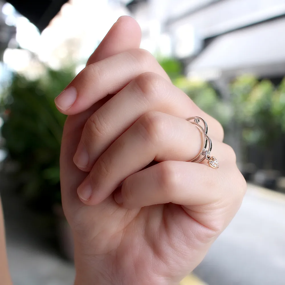 DeGem Forever In Love Diamond Necklace Featuring 2 Symbols of Love – a Circle and a Heart-Shape- DeGem Malaysia